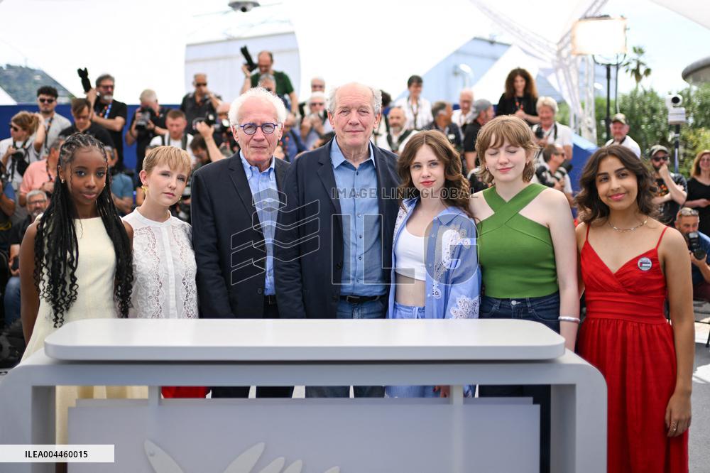 Cannes Jeunes Meres Photocall AM
