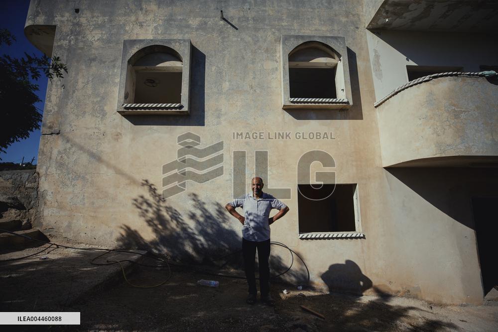 Three Brothers Held In Military Operation - West Bank