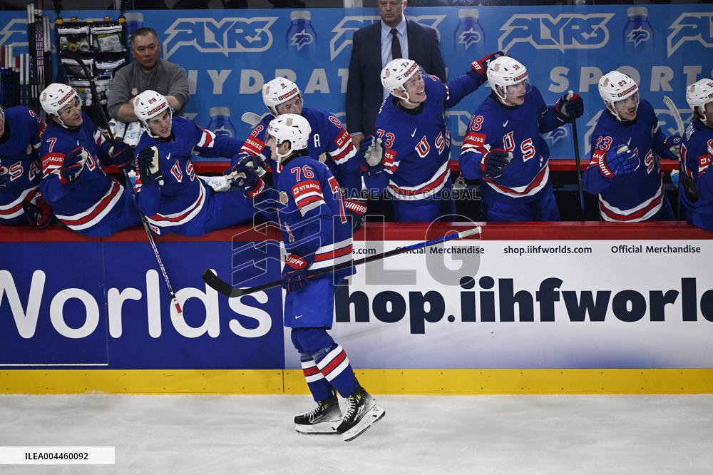 ICE HOCKEY WC SEMI FINAL SWEDEN-USA