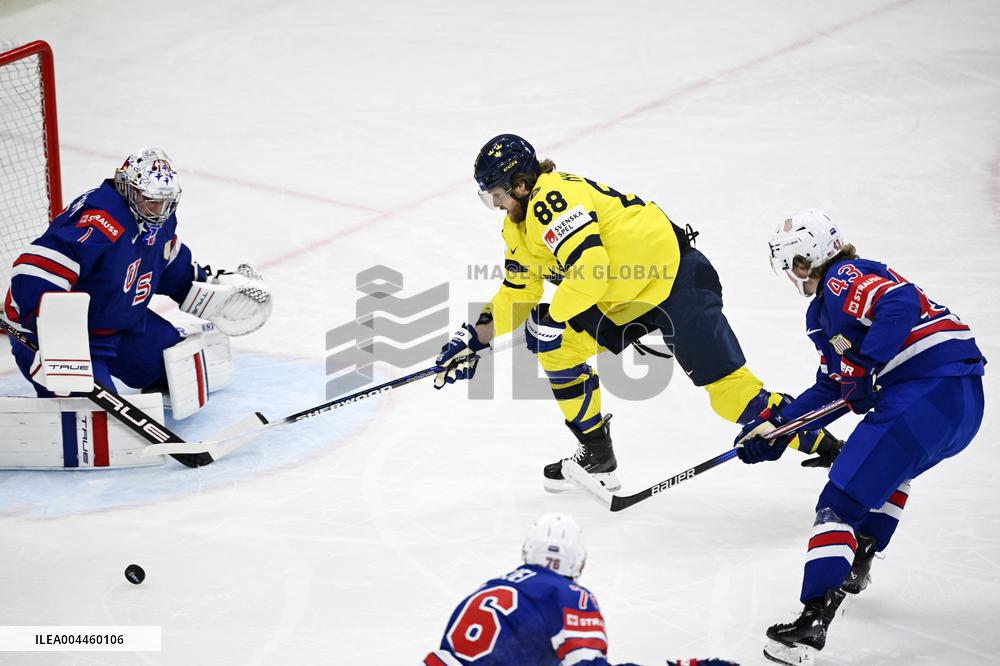 ICE HOCKEY WC SEMI FINAL SWEDEN-USA