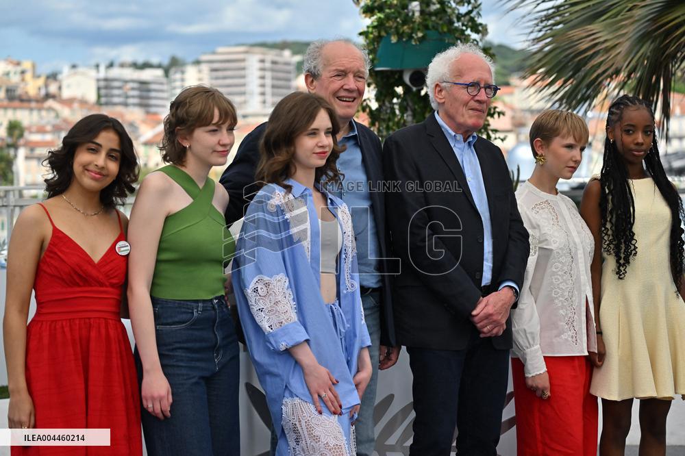 Cannes Jeunes Meres Photocall JR