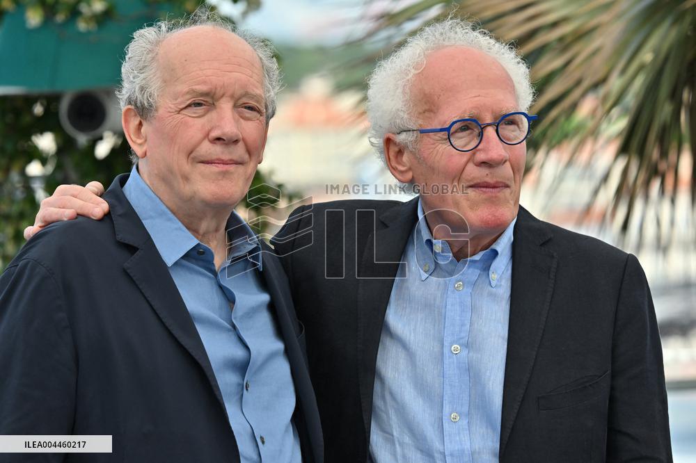 Cannes Jeunes Meres Photocall JR