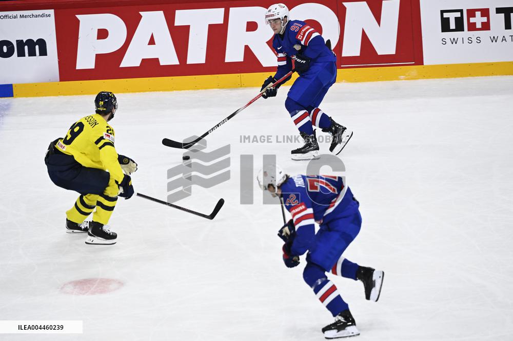 ICE HOCKEY WC SEMI FINAL SWEDEN-USA