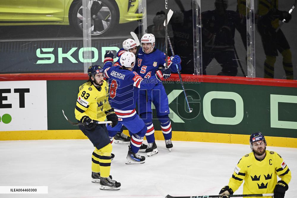 ICE HOCKEY WC SEMI FINAL SWEDEN-USA