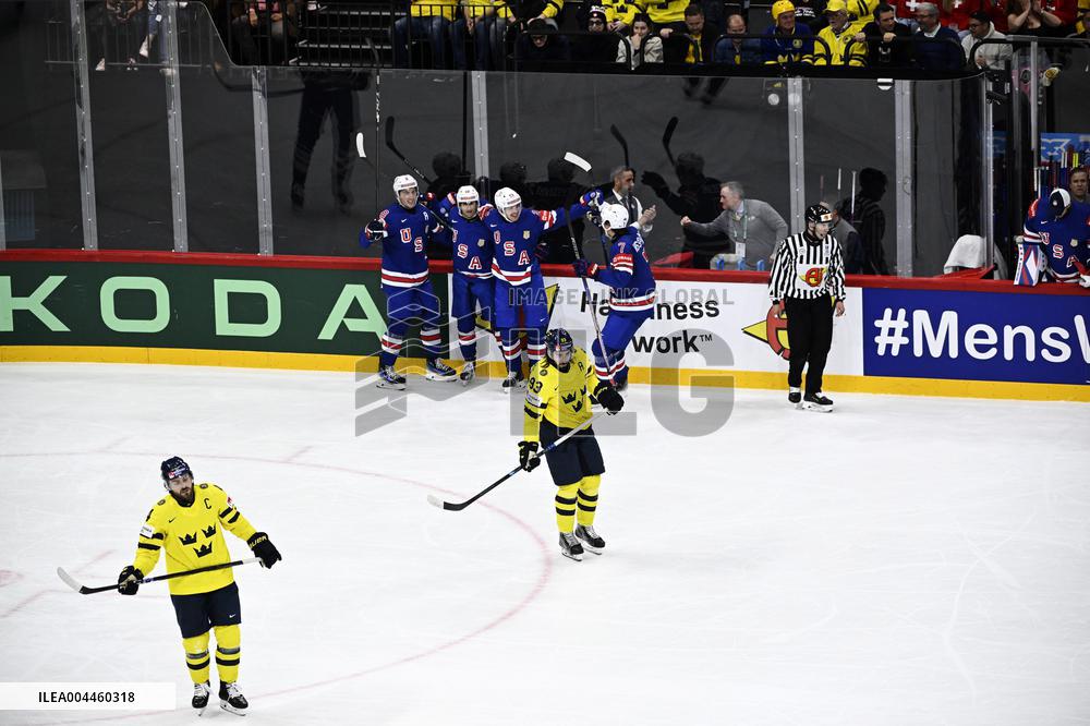 ICE HOCKEY WC SEMI FINAL SWEDEN-USA