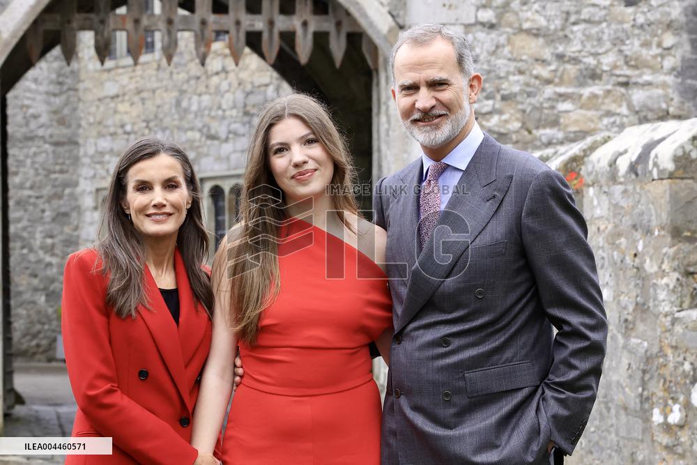 King And Queen Of Spain With The Infanta Sofia On Her Graduation - UK