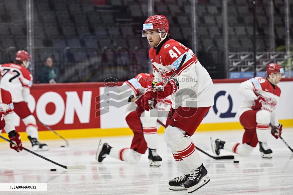 ICE HOCKEY WC SEMI FINAL SWITZERLAND-DENMARK