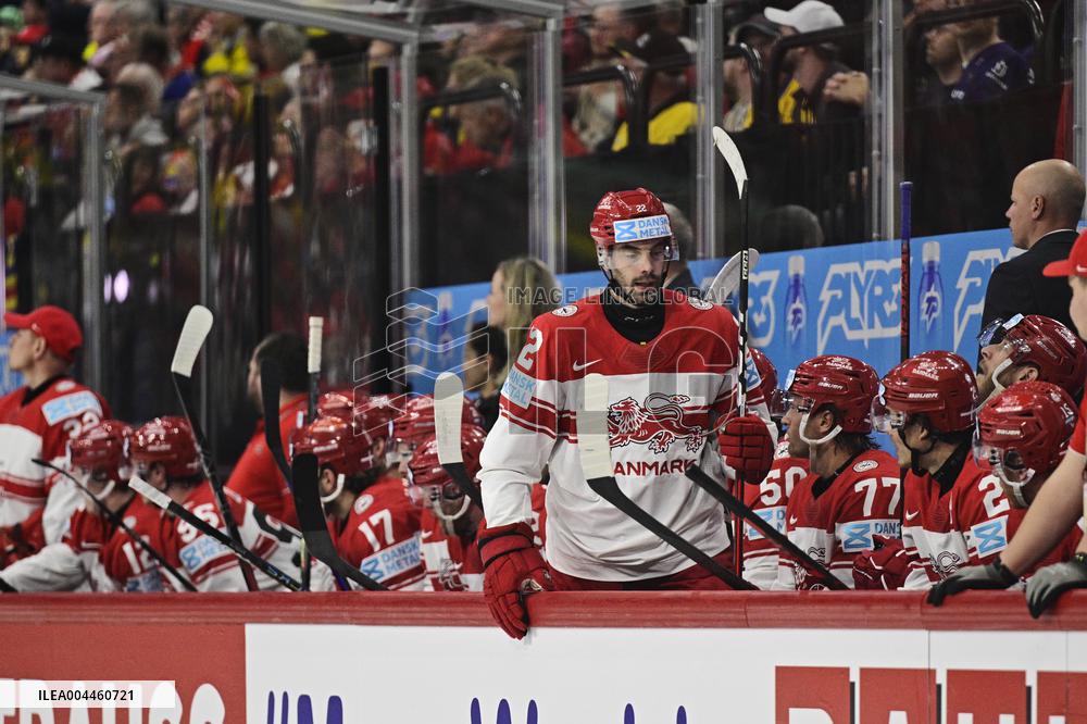 ICE HOCKEY WC SEMI FINAL SWITZERLAND-DENMARK