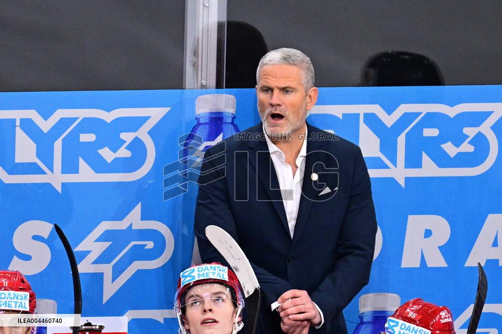 ICE HOCKEY WC SEMI FINAL SWITZERLAND-DENMARK
