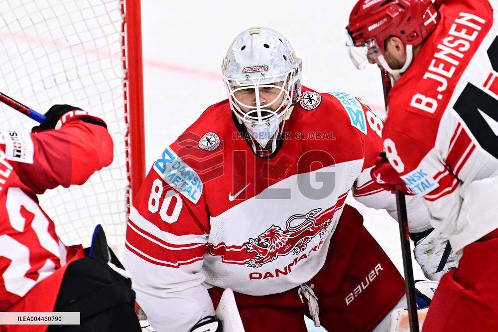 ICE HOCKEY WC SEMI FINAL SWITZERLAND-DENMARK