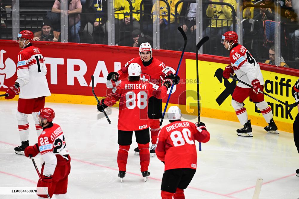 ICE HOCKEY WC SEMI FINAL SWITZERLAND-DENMARK