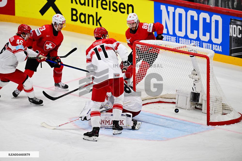 ICE HOCKEY WC SEMI FINAL SWITZERLAND-DENMARK