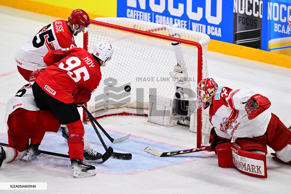 ICE HOCKEY WC SEMI FINAL SWITZERLAND-DENMARK