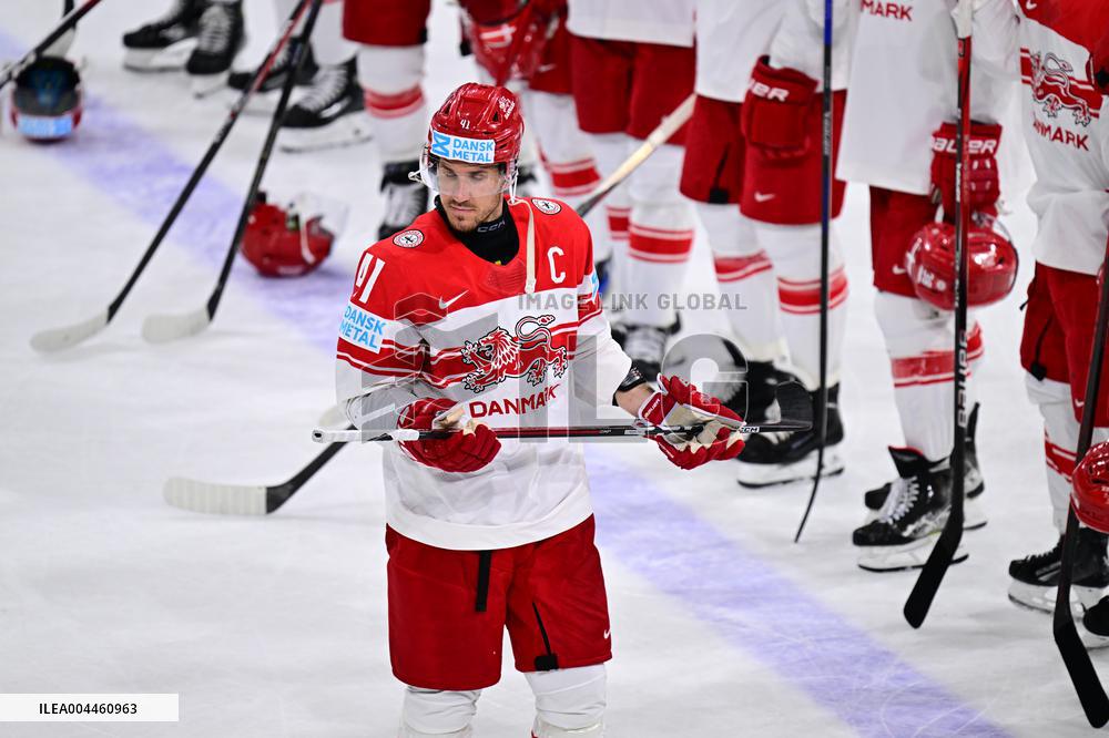 ICE HOCKEY WC SEMI FINAL SWITZERLAND-DENMARK