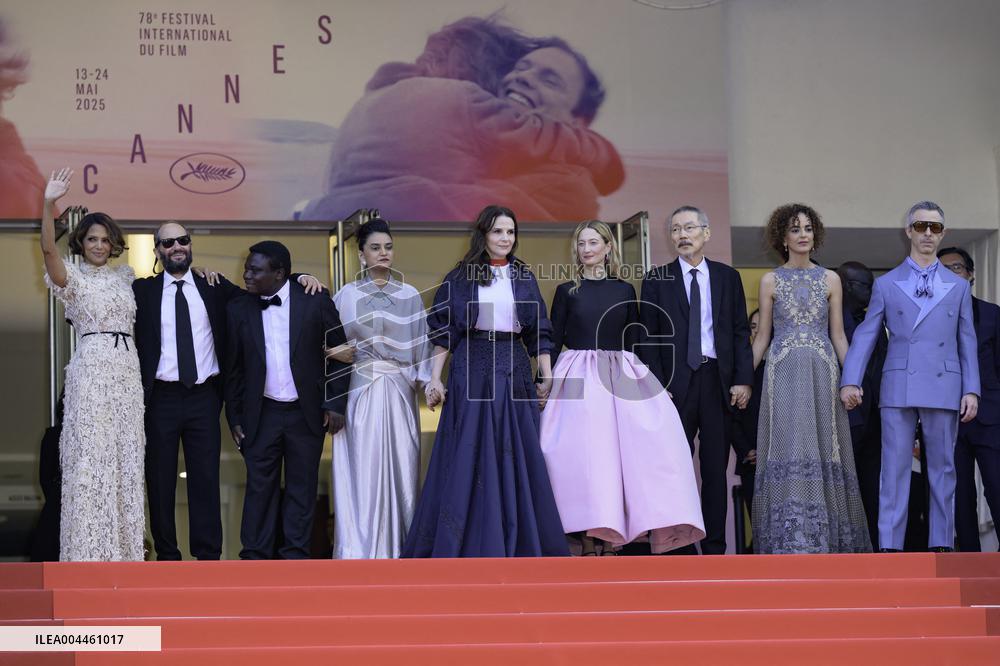 Cannes Closing Ceremony Red Carpet NG