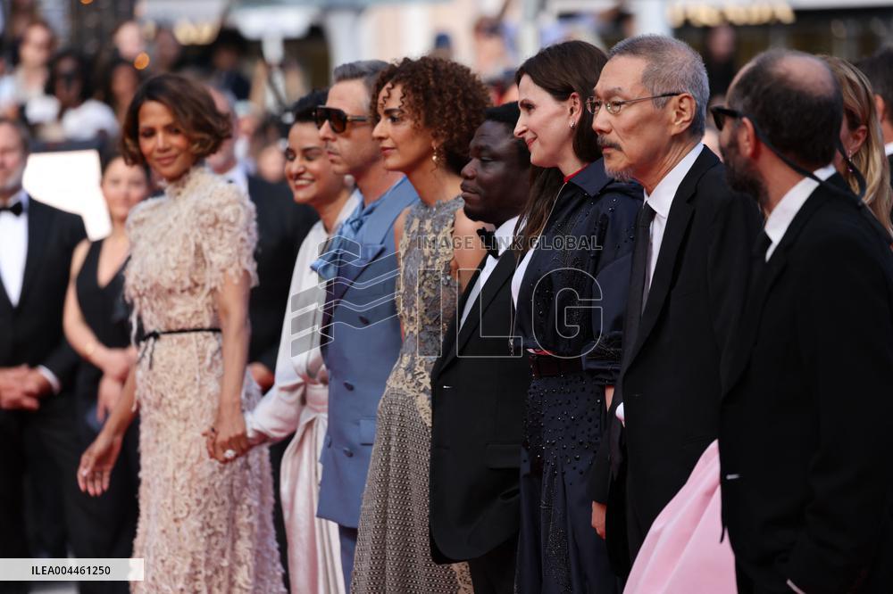 Cannes - Closing Ceremony Red Carpet