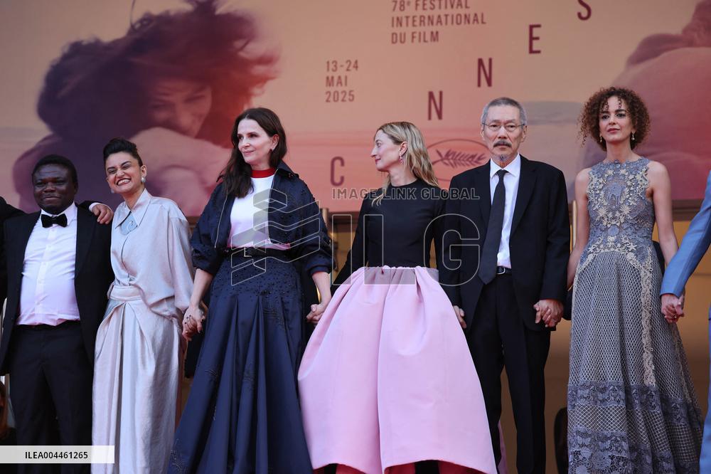 Cannes - Closing Ceremony Red Carpet