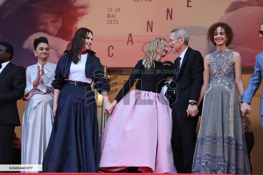 Cannes - Closing Ceremony Red Carpet