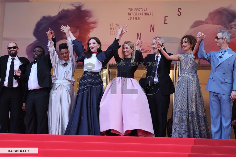 Cannes - Closing Ceremony Red Carpet