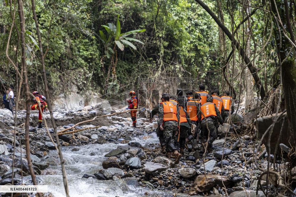 Mountain Flood Disaster Rescue in Sanshe