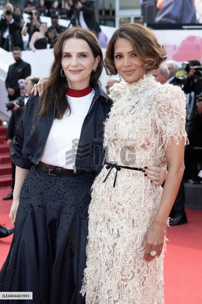 Cannes - Closing Ceremony Red Carpet DN