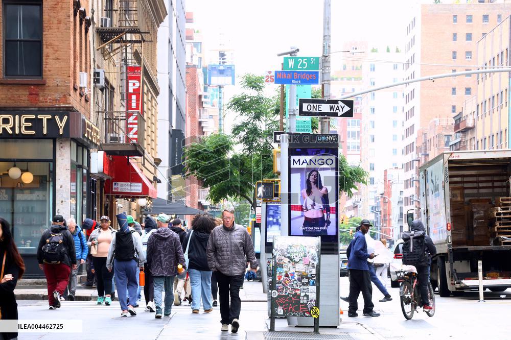 NYC and Department of Transportation honoring New York Knicks
