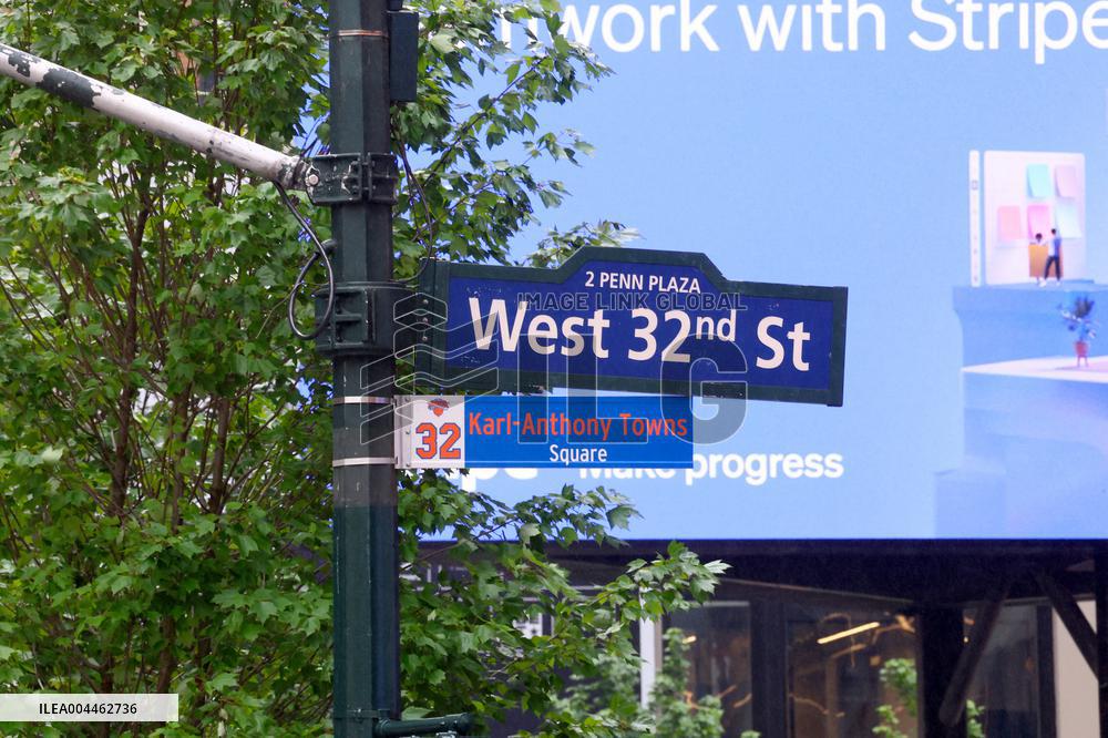 NYC and Department of Transportation honoring New York Knicks
