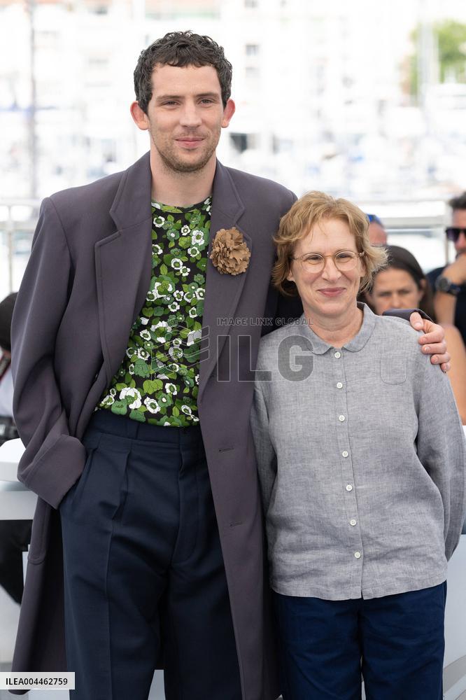 Cannes - Jeunes Meres Photocall