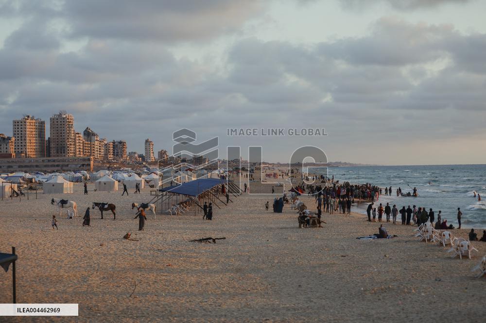 Situation Of Refugees In Gaza