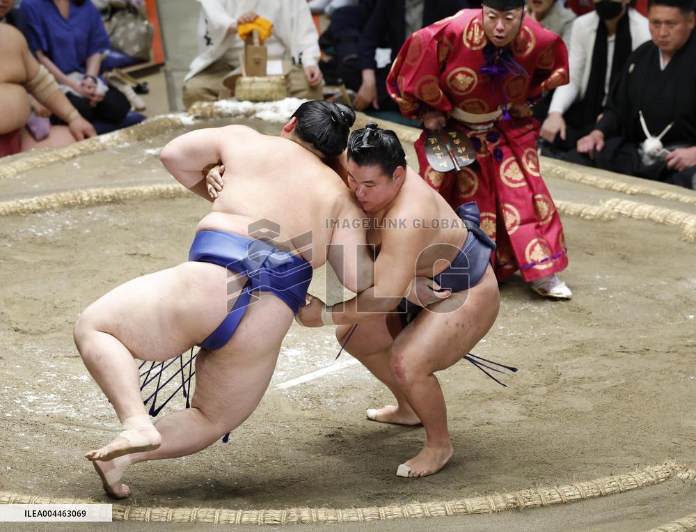 Summer Grand Sumo Tournament