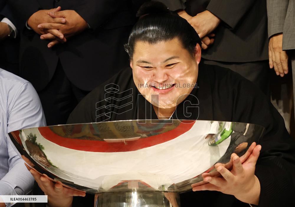 Summer Grand Sumo Tournament