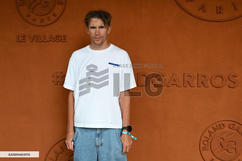 Roland Garros - VIP at the Village