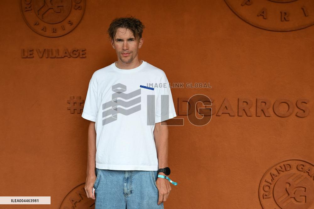 Roland Garros - VIP at the Village