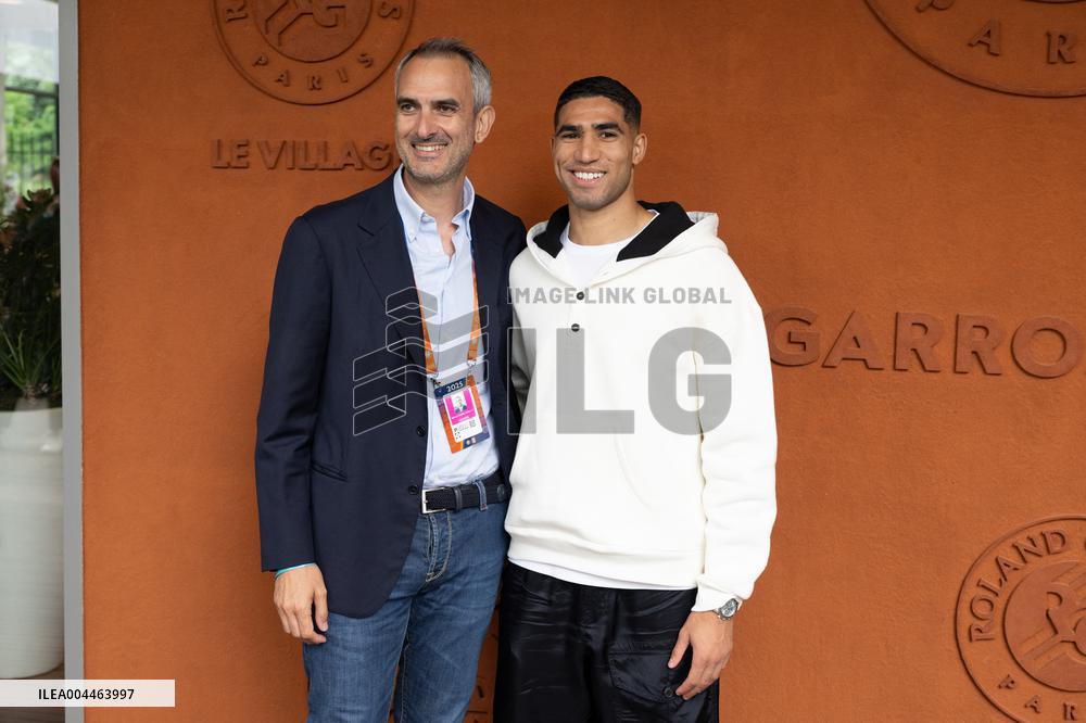 Roland Garros - VIP at the Village