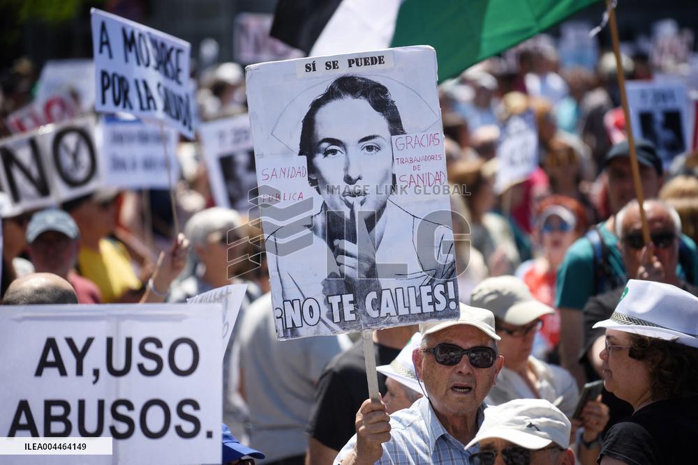Rally For Public Health Care - Madrid