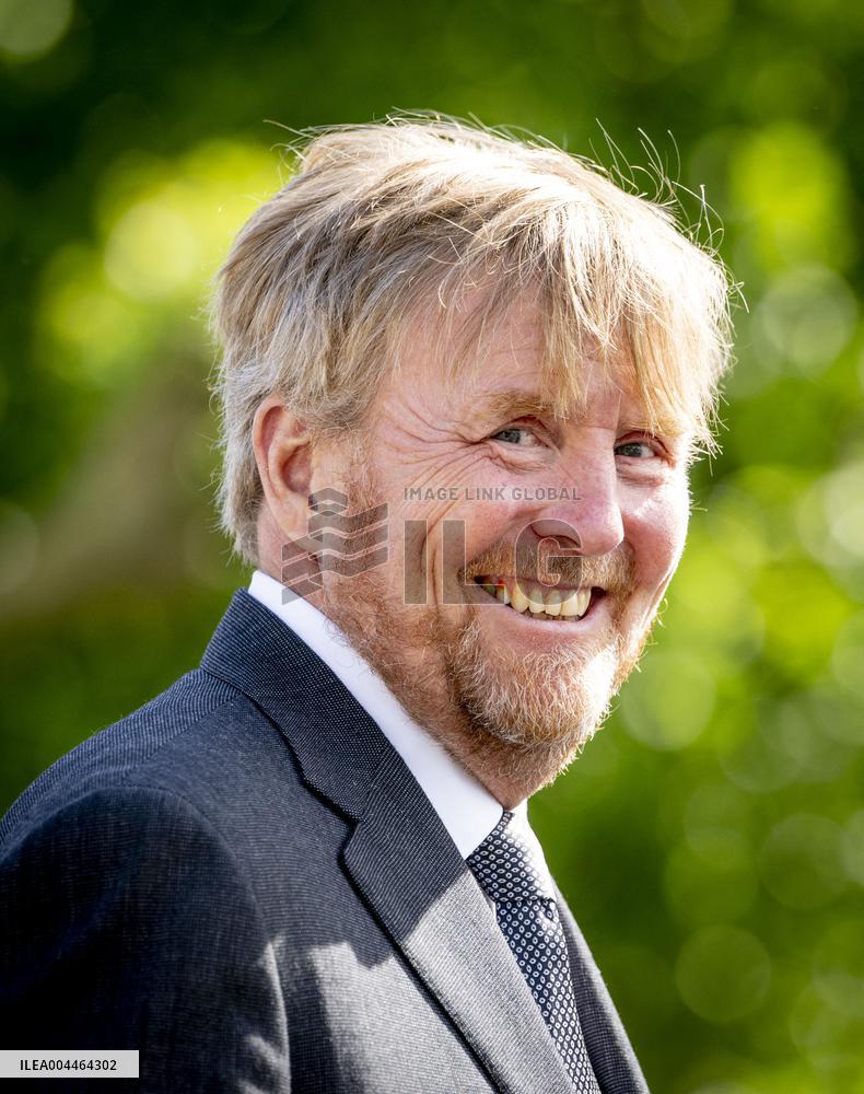 King Willem-Alexander At Memorial Day - Margraten