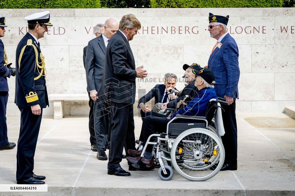 King Willem-Alexander At Memorial Day - Margraten