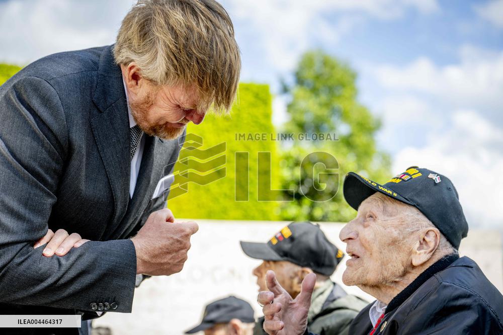 King Willem-Alexander At Memorial Day - Margraten