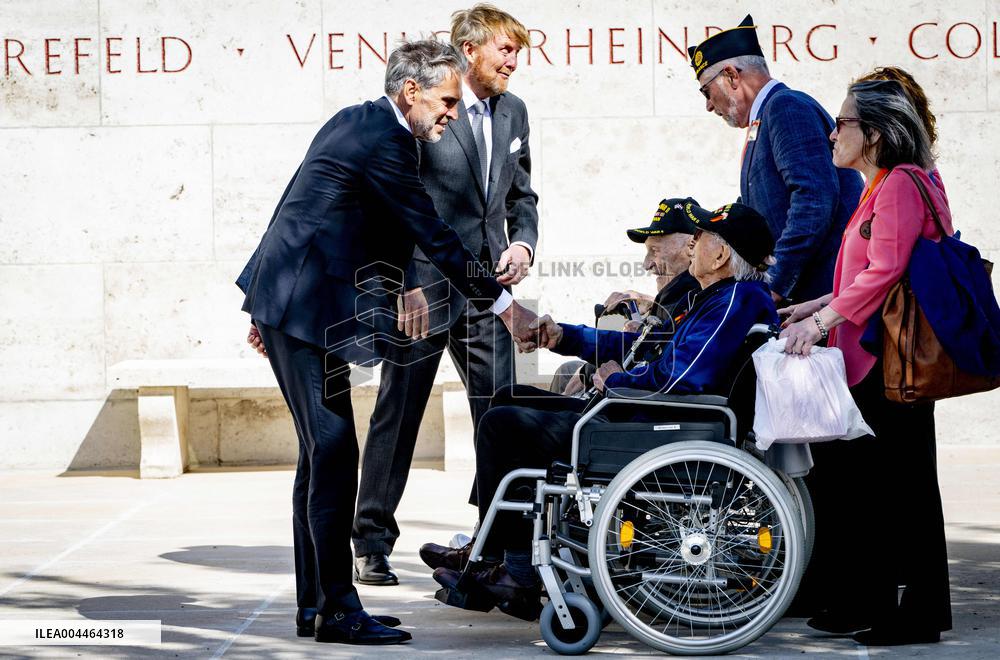 King Willem-Alexander At Memorial Day - Margraten