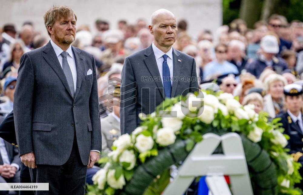 King Willem-Alexander At Memorial Day - Margraten