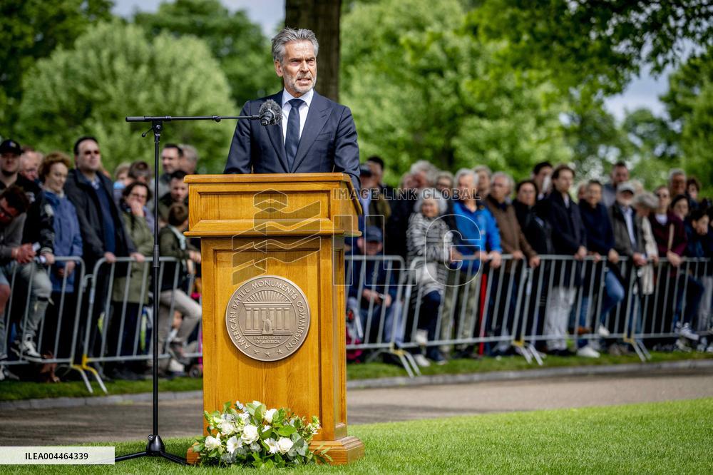 King Willem-Alexander At Memorial Day - Margraten