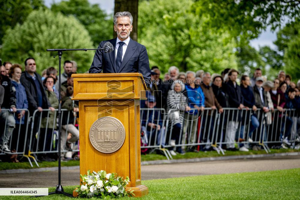 King Willem-Alexander At Memorial Day - Margraten