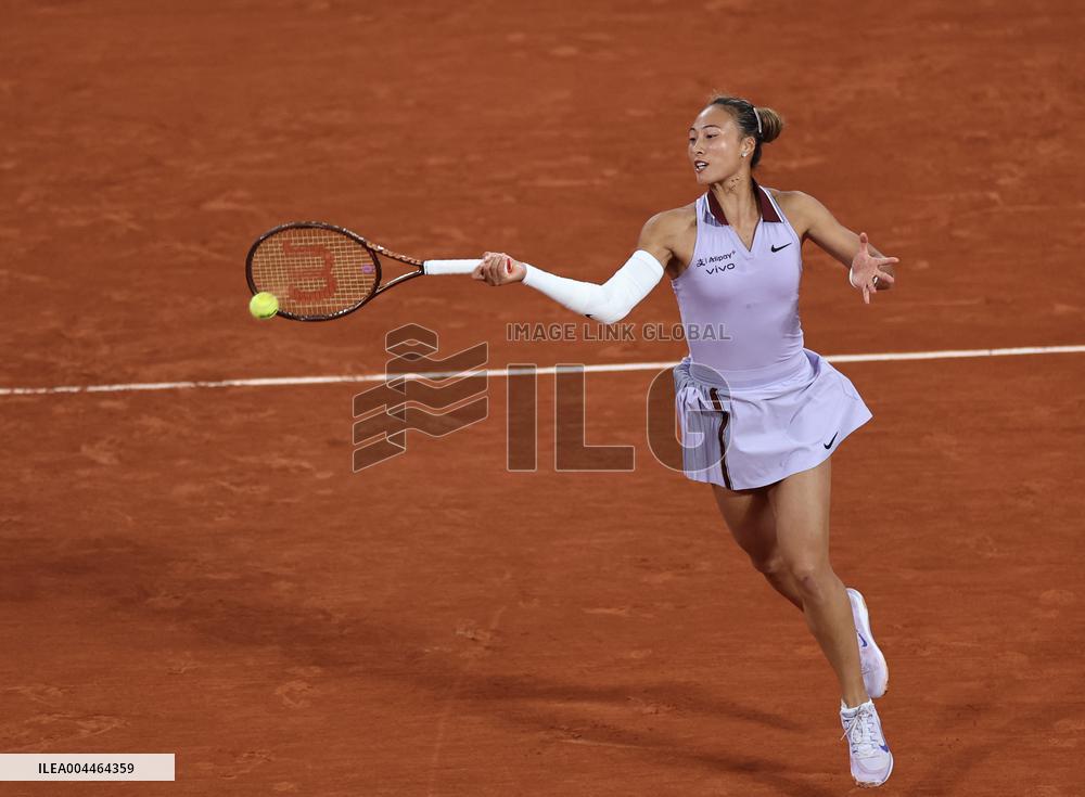 Roland Garros - Women s single - Qinwen vs Pavlyuchenkova