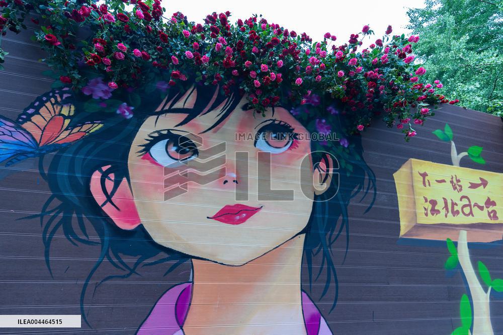 Public Spaces Art Ecology in Chongqing