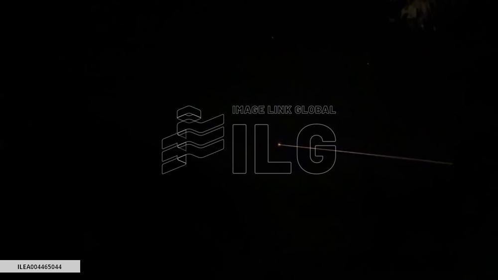 US: Fiery Streak Spotted in California as Dragon Spacecraft Reenters Atmosphere 2