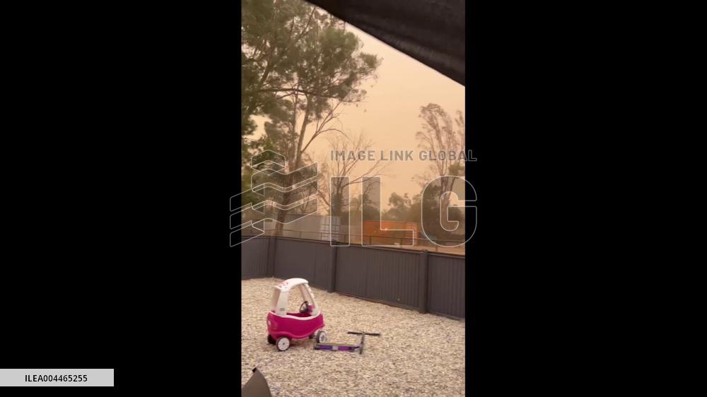 Australia: Dust Storms Roar Through Parts of South Australia and Victoria