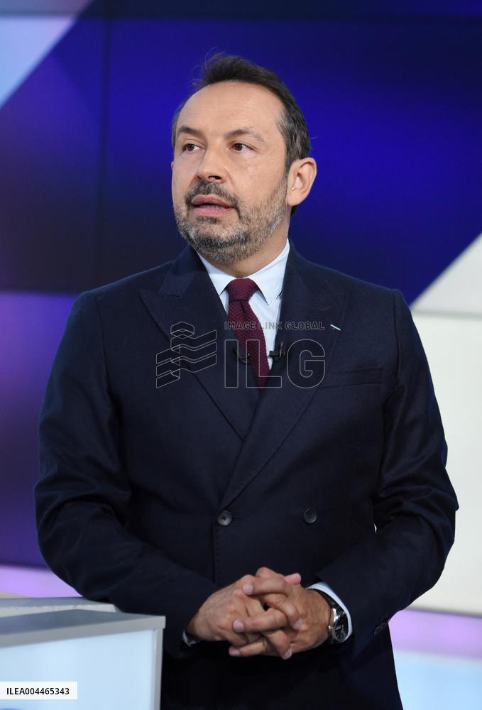 Sebastien Chenu On Dimanche En Politique - Paris