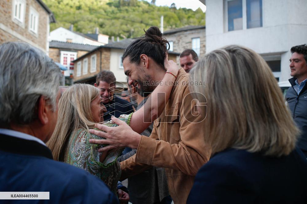 Oliver Laxe Celebrates The Preview Of His Latest Film Sirat - Navia De Suarna