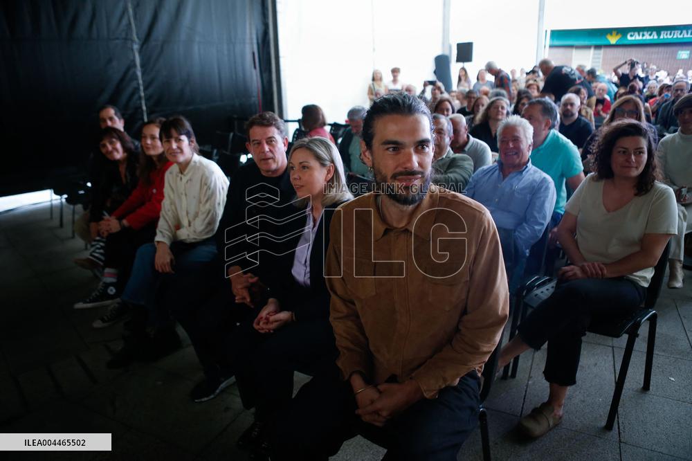 Oliver Laxe Celebrates The Preview Of His Latest Film Sirat - Navia De Suarna