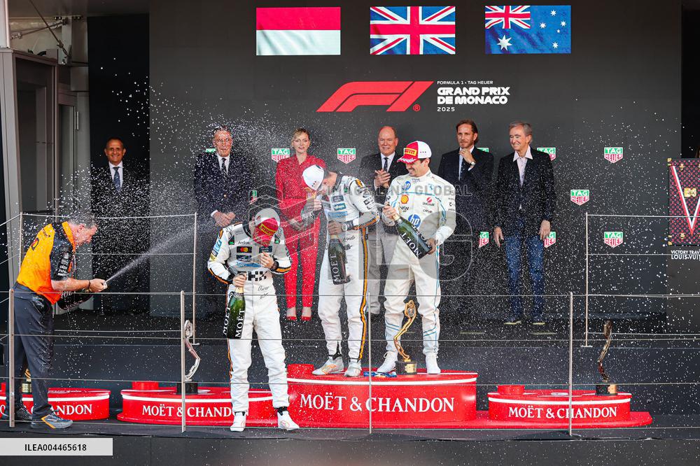 Royals At Monaco Grand Prix Podium - Monte Carlo